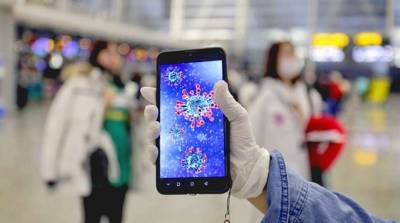 Ученые создали устройство для тестирования на коронавирус с помощью смартфона