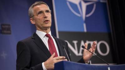 Двери НАТО открыты для Украины, - Столтенберг на переговорах со Шмыгалем