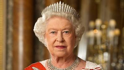Внучка Елизаветы II подарила королеве девятого правнука