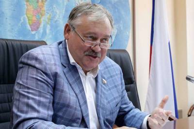 Затулин сравнил заявление Украины о «Спутнике V» с призывами отказаться от газа в пользу соломы