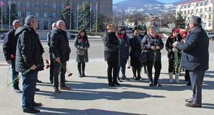 Память жертв сумгаитских погромов почтили в Ереване и Степанакерте