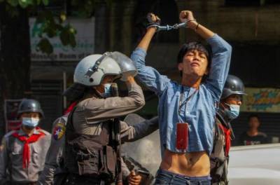 В Мьянме 18 человек погибли при подавлении протестов