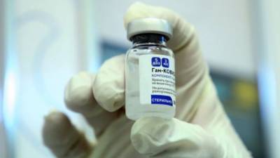 В Нур-Султане стартовал второй этап вакцинации: прививки получат учителя