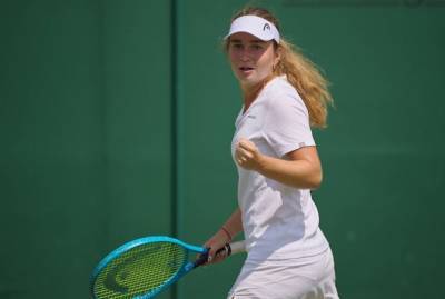 Теннисистка Дарья Снигур стала победительницей турнира во французском Пуатье