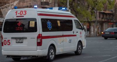 ДТП на дороге Ереван-Севан: автомобиль упал в ущелье