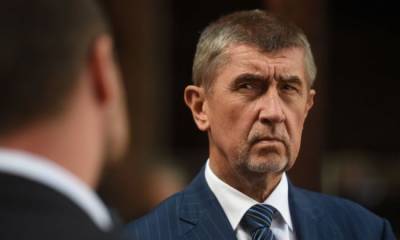Премьер Чехии заявил о поступавших в адрес его семьи угрозах