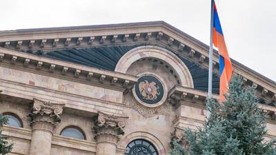 Кризис в Армении: у Пашиняна заговорили об импичменте президенту