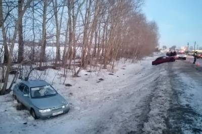 В Мичуринском районе в результате аварии «ВАЗ» улетел в кювет