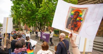 За запрет однополых браков из ЕС не выгонят: мать троих детей о решении КС Латвии