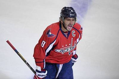 Овечкин приблизился к Эспозито в списке лучших снайперов НХЛ