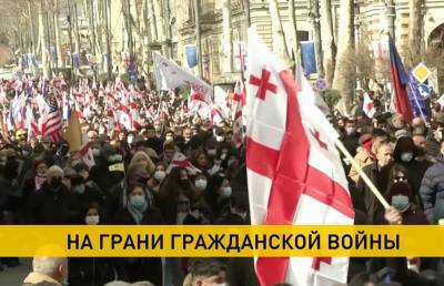 Протесты оппозиции охватили улицы Тбилиси
