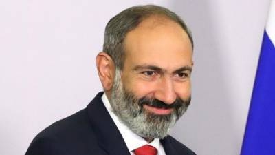 Пашинян повторно потребовал отставки главы Генштаба ВС Армении