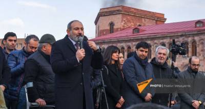 В Степанакерте опровергли слухи об отправке сотрудников МВД Карабаха на митинг Пашиняна