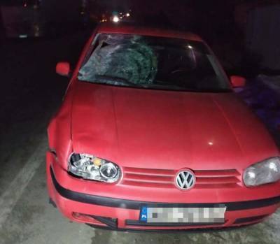 На Львовщине 20-летний водитель Volkswagen насмерть сбил женщину: фото