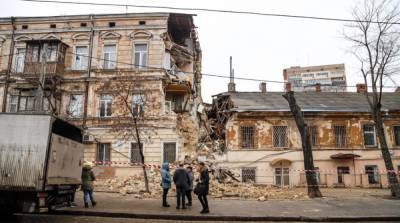 В центре Одессы обрушилась часть дома