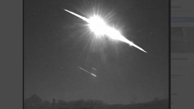 Появилось видео падения метеорита в Британии