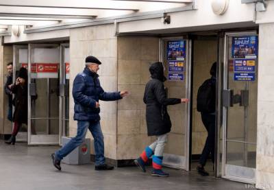 Держатели карточек Mastercard смогут оплатить проезд в метро с помощью технологии распознавания лиц