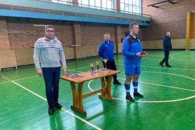 Первенство города по мини-футболу прошло в Великих Луках среди ветеранов