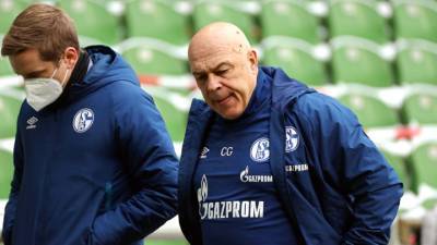Немецкий клуб "Шальке-04" уволил четвертого тренера за год