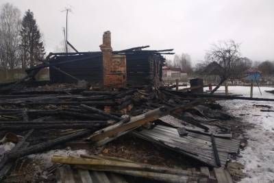 Во время пожара в Тверской области погибла пенсионерка