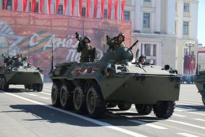 Петербургские военные начали подготовку к Параду Победы