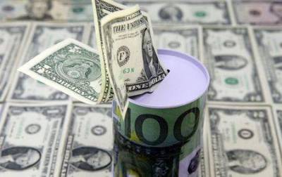 Минфин РФ в марте может увеличить покупки валюты по бюджетному правилу в 2,6 раза