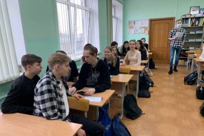 Знания в области истории проверили псковские школьники на игре Росквиз
