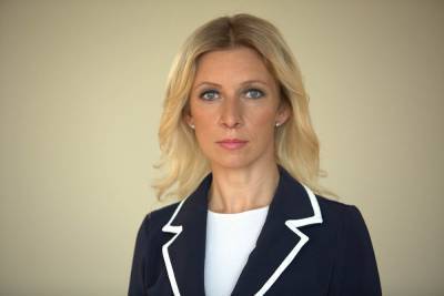 Захарова назвала реакцию Киева на инцидент в Генконсульстве в Петербурге «вызывающей недоумение»