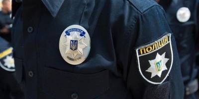 В Киеве 15-летняя девушка выпала из окна и погибла — соцсети