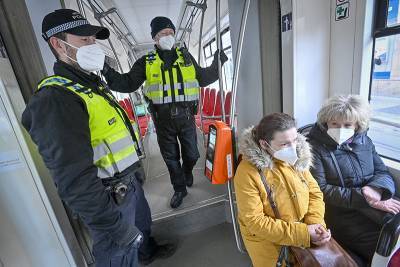 В Финляндии вернули режим чрезвычайного положения из-за пандемии