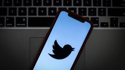 Эксперты назвали способы борьбы с нелегальным контентом в Twitter