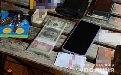 В Киеве на взятке $8000 попались двое сотрудников райгосадминистрации