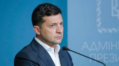 Зеленский утвердил санкции против десяти бывших силовиков