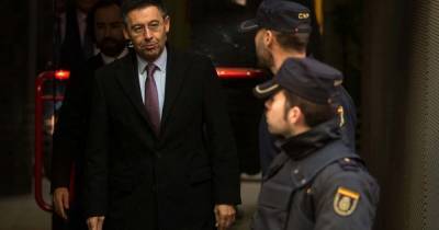 Полиция задержала экс-президента клуба "Барселона" за заказ пиар-кампании против Месси