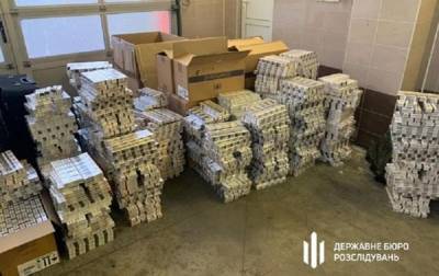 Сотрудники украинского посольства в Польше погорели на перевозке золота и $140 тысяч