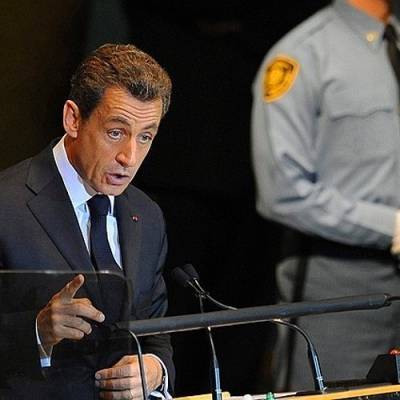 Экс-президенту Франции Саркози, дали 3 года тюрьмы