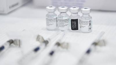 В Японии из-за поломки холодильника испортилось 1 032 доз вакцины от Pfizer