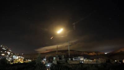 Источник: "Панцирь" и "Бук" отбились от израильских ракет