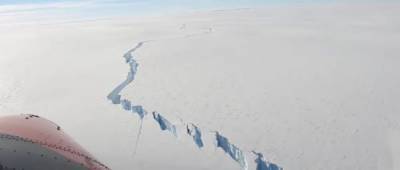 От Антарктиды откололся гигантский айсберг размером с Нью-Йорк