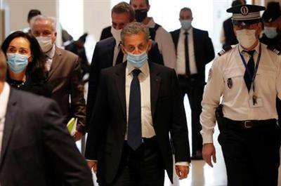 Бывший президент Франции Саркози признан виновным в коррупции, приговорен к тюремному сроку