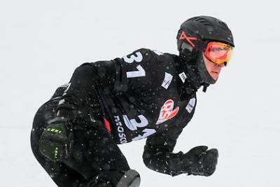 Дмитрий Логинов - Андрей Соболев - 21-летний российский сноубордист стал трехкратным чемпионом мира - lenta.ru - Южная Корея