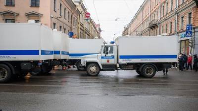ГУ МВД Петербурга: журналистов увозили в полицию с акций протеста законно