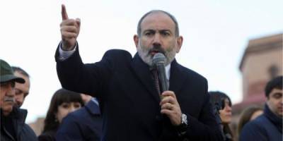 Пашинян анонсировал возвращение Армении к полупрезидентской системе