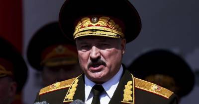 Лукашенко присвоил своему сыну генеральское звание