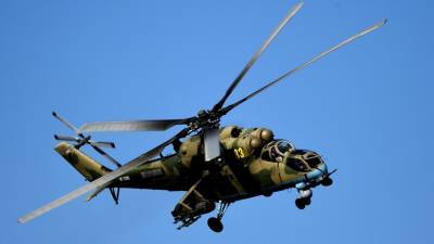 Российский вертолёт Ми-35 совершил вынужденную посадку в Сирии