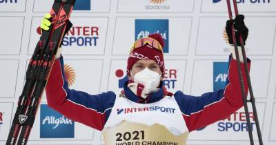 Путин поздравил Большунова с победой в скиатлоне на ЧМ в Оберстдорфе