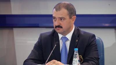 Александр Лукашенко освободил сына от должности помощника президента