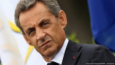 Саркози будет отбывать наказание дома с браслетом, а не в тюрьме, – Шкиль