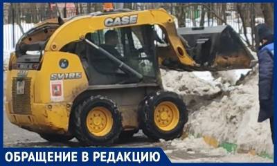 ГБУ «Жилищник» уничтожил кустарники на детской площадке при уборке снега, рассказали москвичи