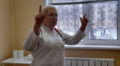 "Хвостик влево - и плевать хотели": главный иммунолог Ярославля о прививке от ковида и антибиотиках